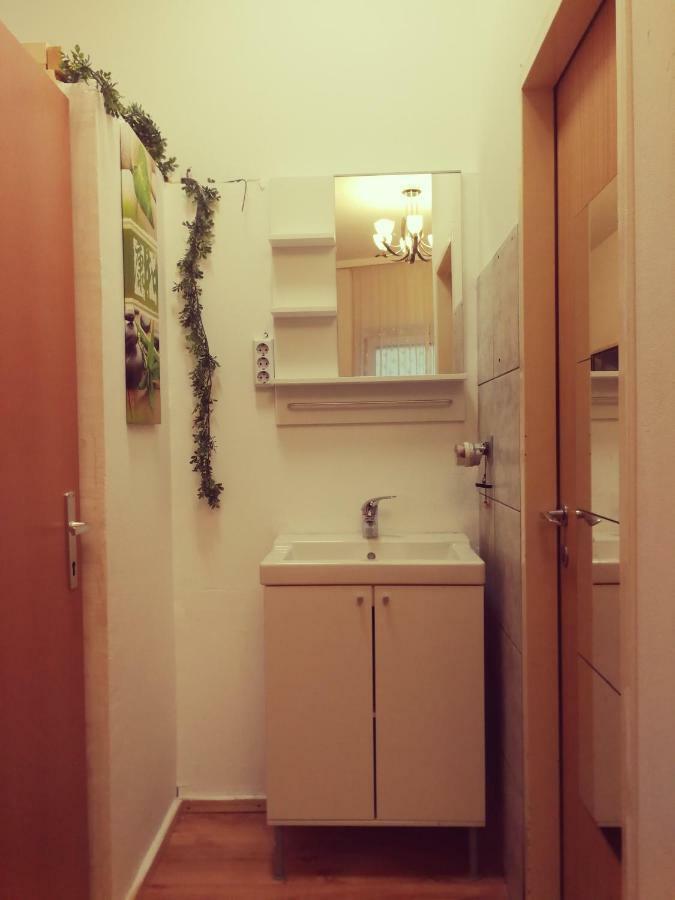 Jungle Apartment Vienna Self Check-In Exteriör bild