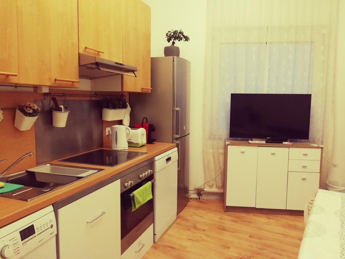 Jungle Apartment Vienna Self Check-In Exteriör bild